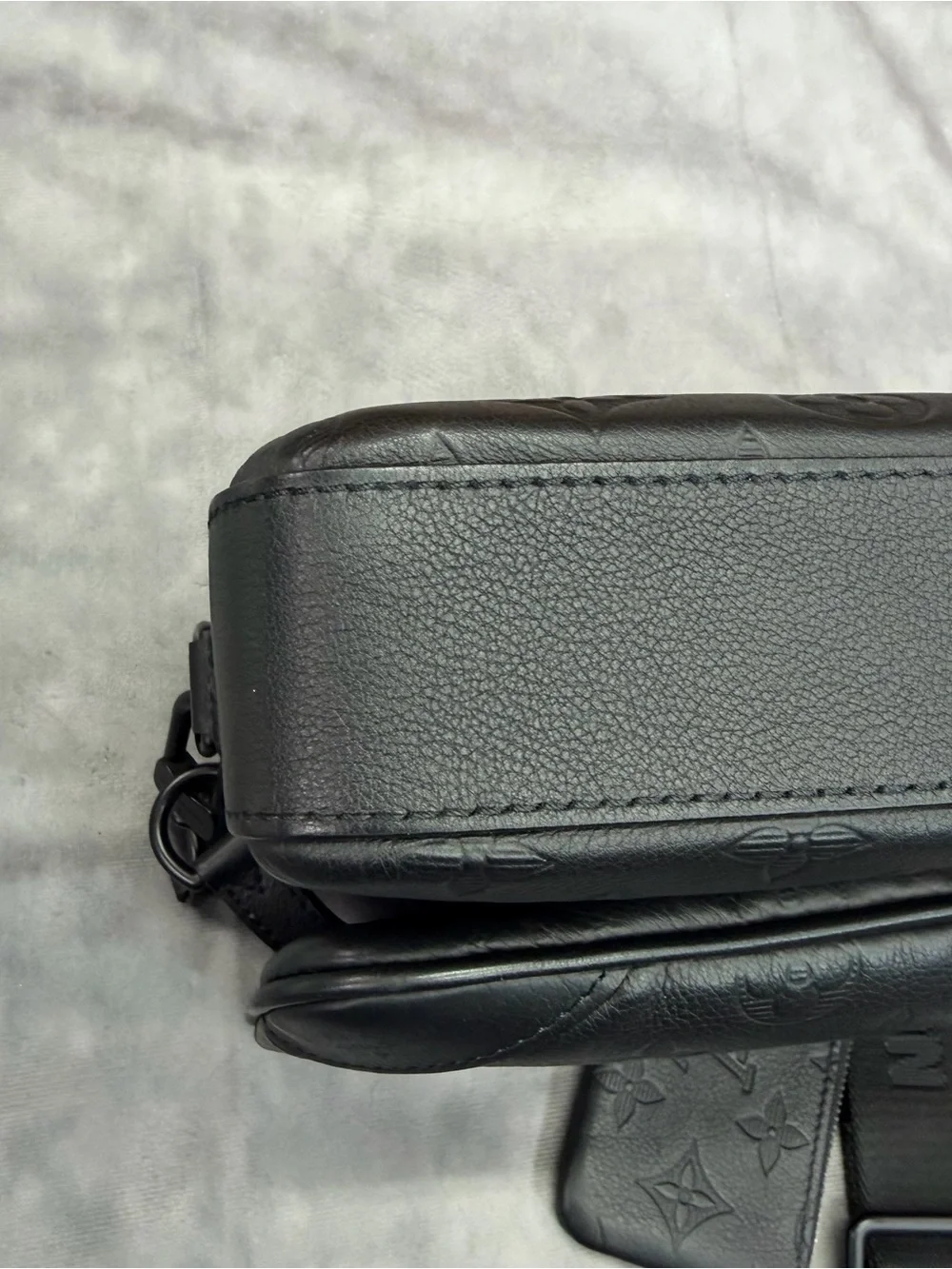 Louis Vuitton Trio Messenger Monogram Shadow Leather EXCELLENT CONDITION